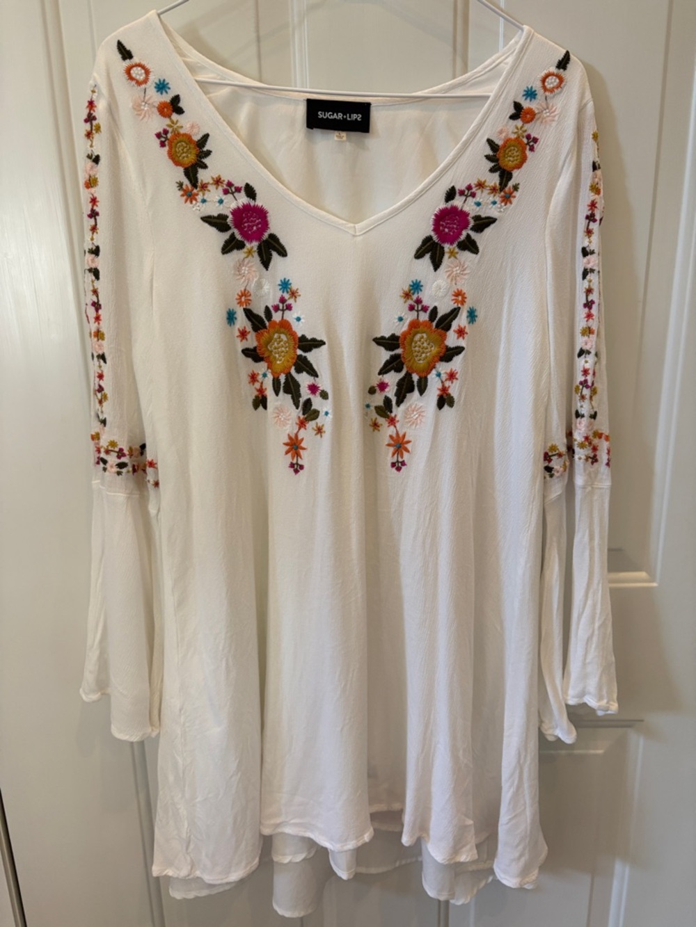 Sugar + Lips Anthropologie White Embroidered Floral Bell Sleeve Dress Tunic L